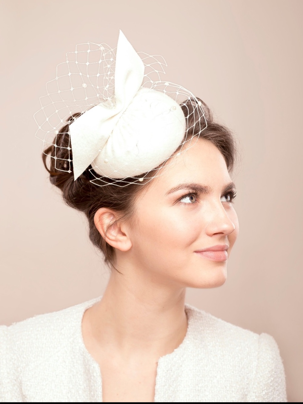 White Wool Felt Bridal Bow Pillbox Hat with Pearl-Embellished Birdcage Veil